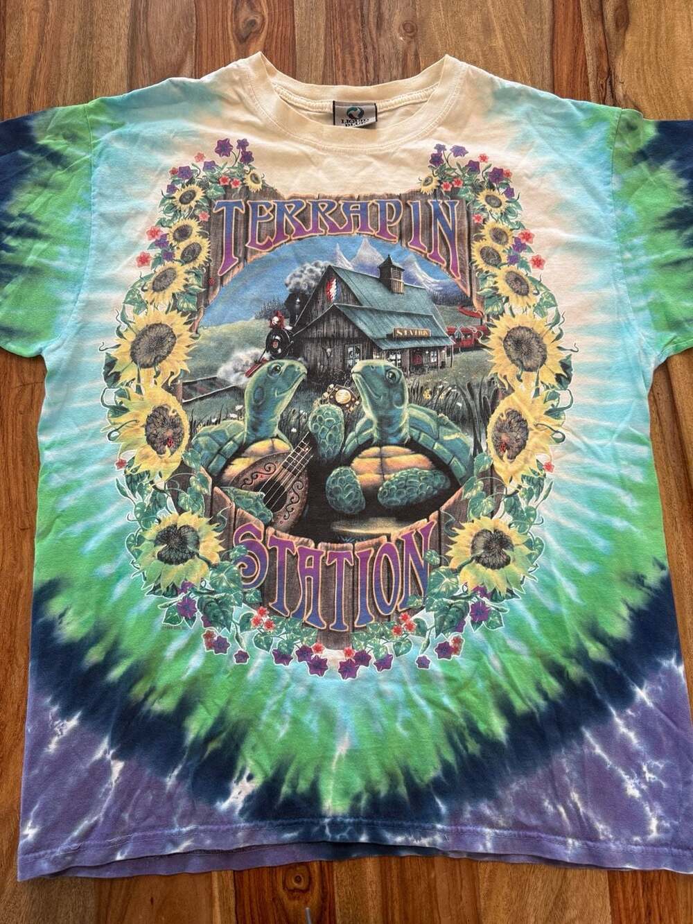 Vintage 90s Liquid Blue Grateful Dead Terrapin Station Size L